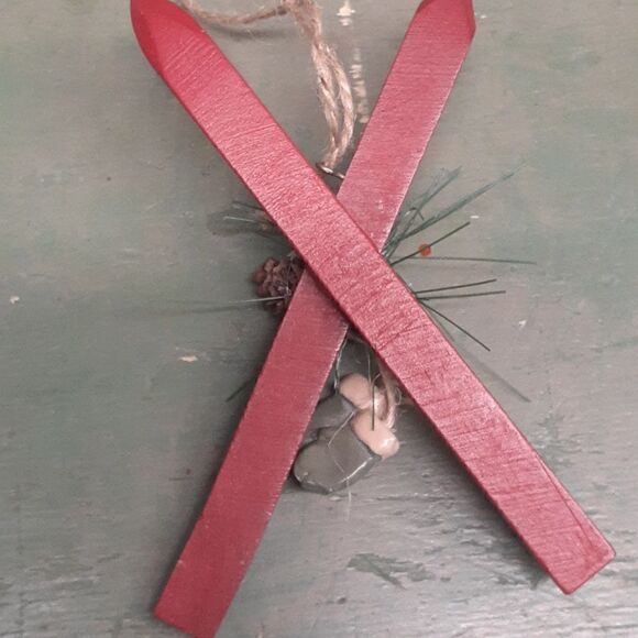 Skiing Santa's, Snowmen, & moose - Picture 12 of 13